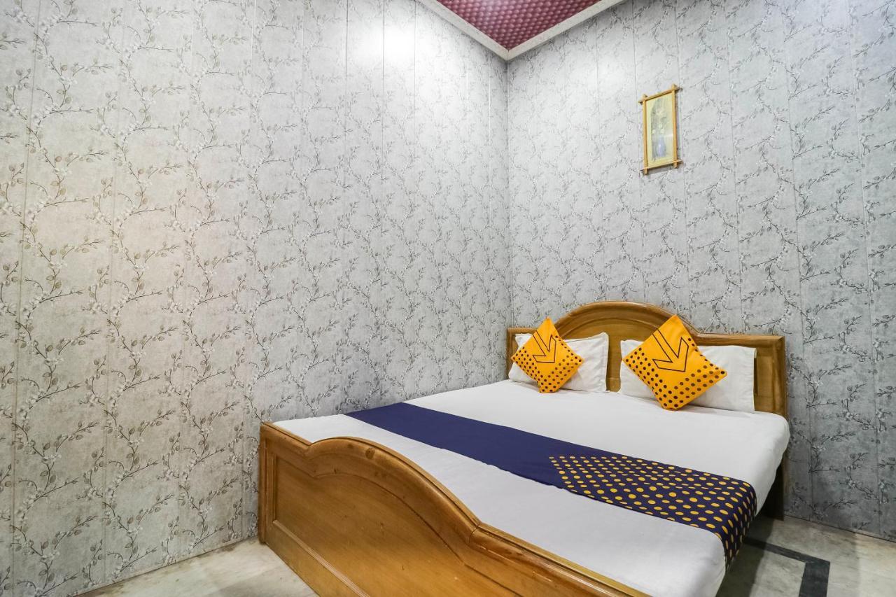 SPOT ON 65416 Hotel Classic Lucknow Esterno foto