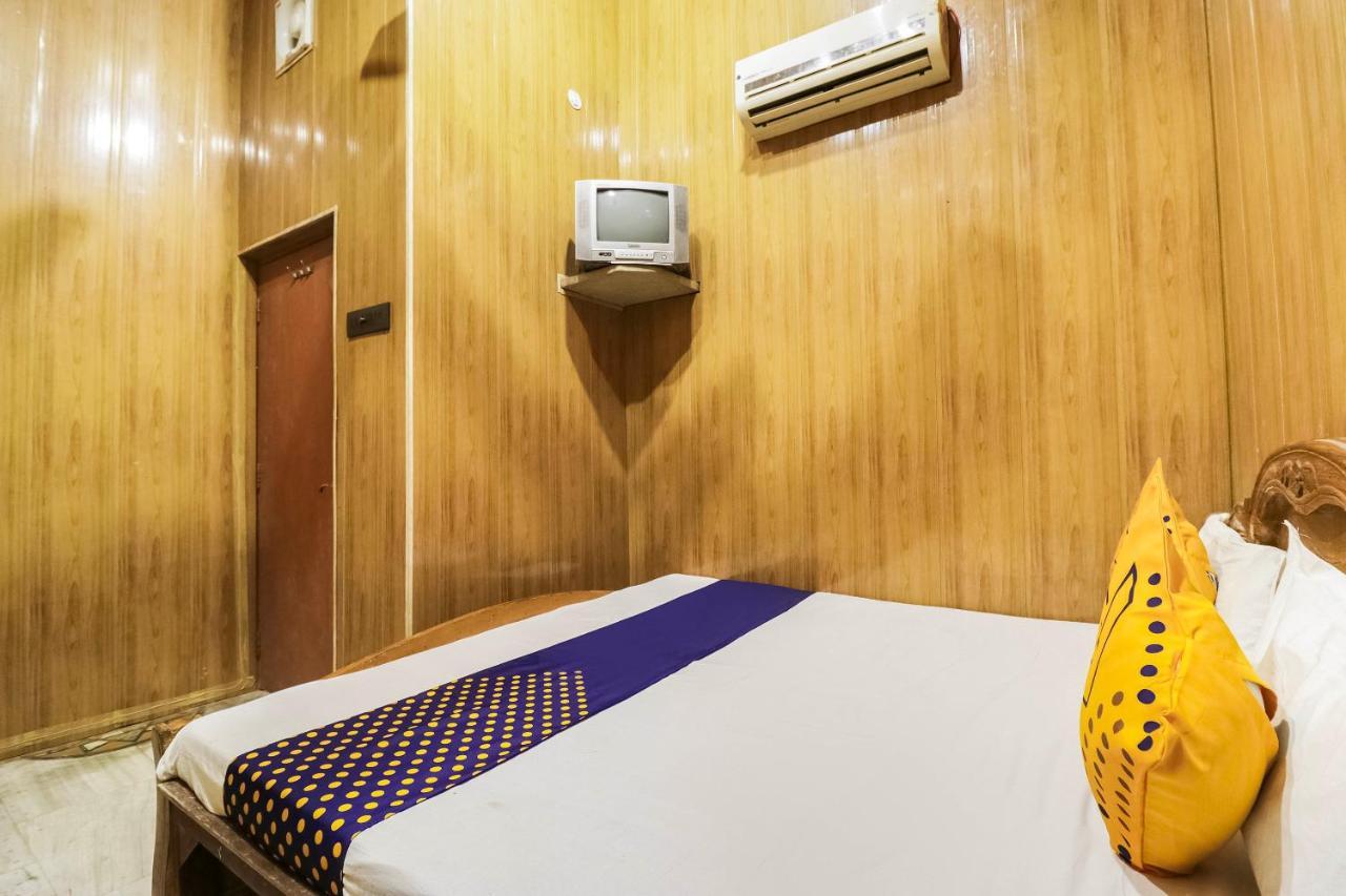 SPOT ON 65416 Hotel Classic Lucknow Esterno foto